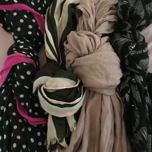 Pretty scarf bundle!